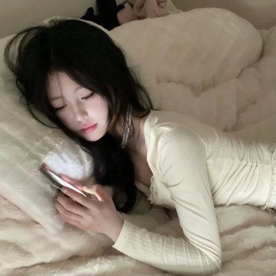 男生女生向前冲